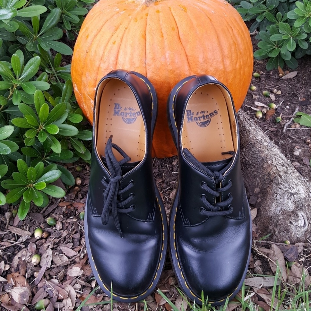 Dr. Martens Airwaves